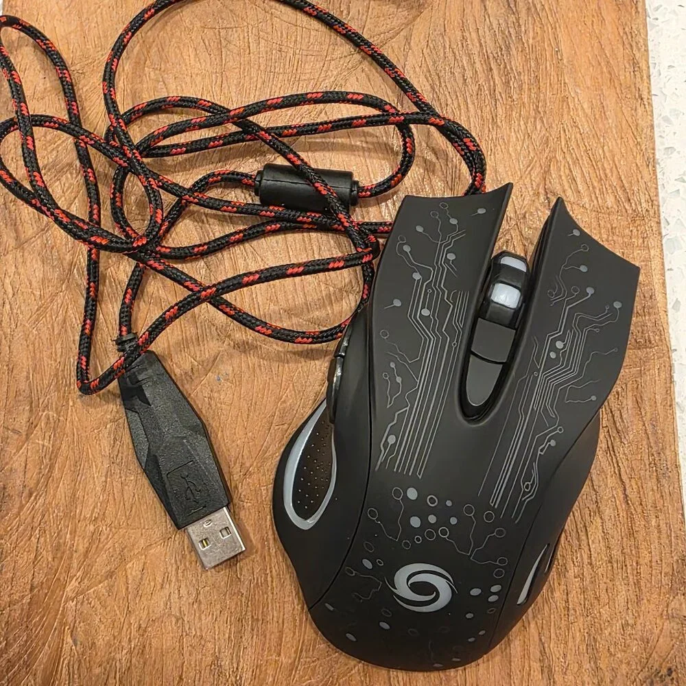 BRAND NEW Gaming Mouse USB A Plug in. BRAND NEW with box Computer Mouse Laptop